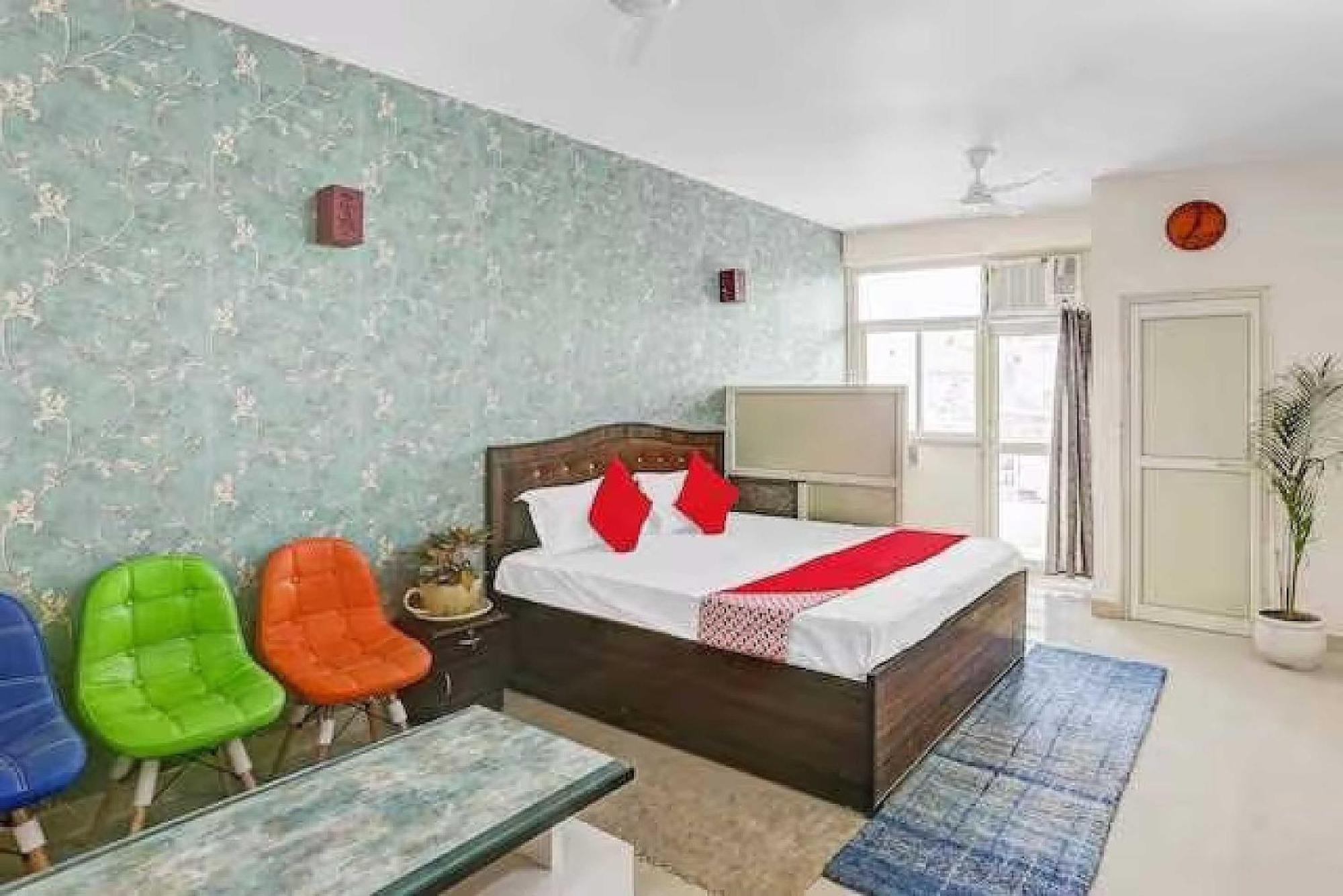 Hotel O Krishna Orchid Near Noida Sector 81 Metro Station Екстериор снимка